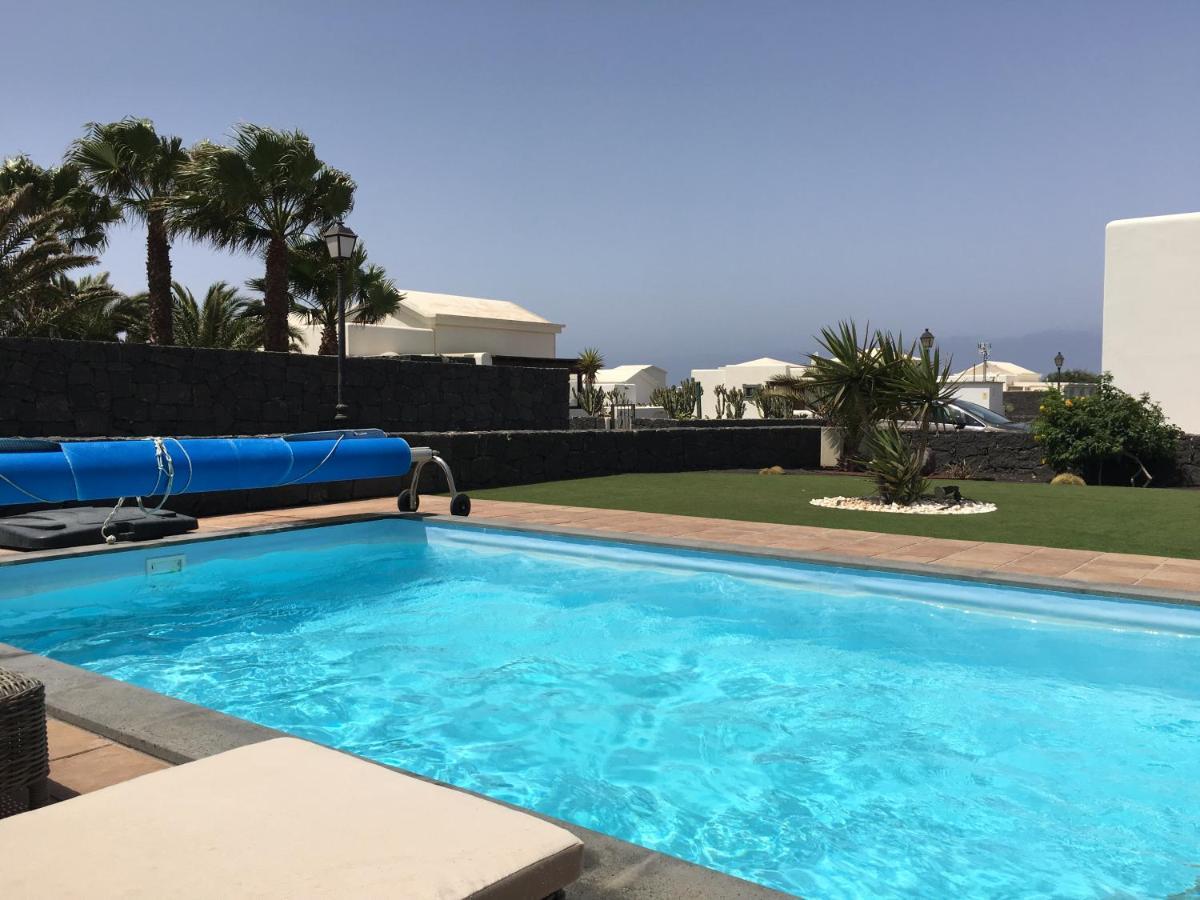 Luxury 3Bed Villa With Heated Private Pool, Full Sky And Free Wifi Playa Blanca  Esterno foto