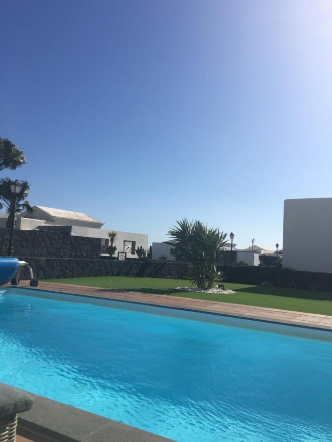 Luxury 3Bed Villa With Heated Private Pool, Full Sky And Free Wifi Playa Blanca  Esterno foto